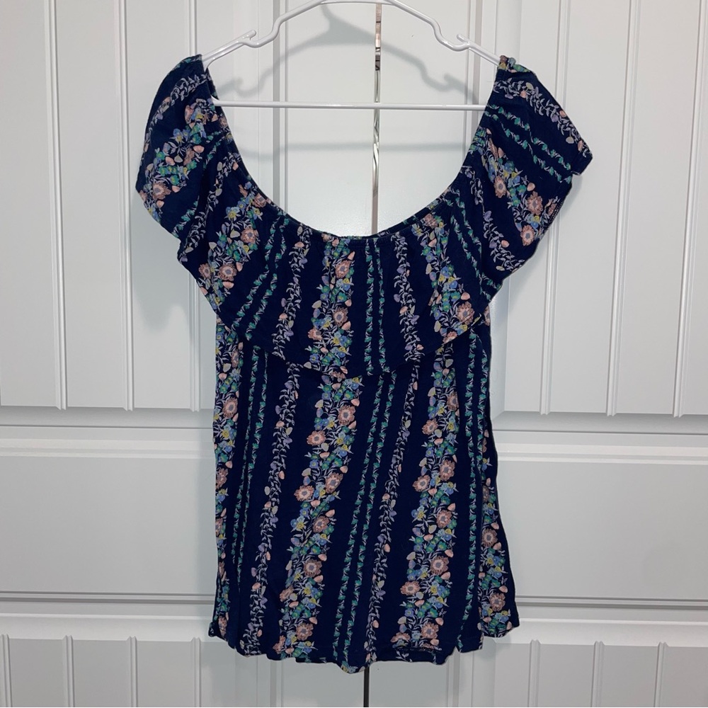 Old Navy Navy Floral Ruffle Blouse